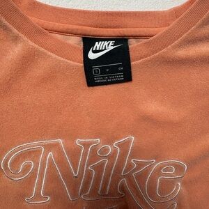 Nike Vintage style Coral Crewneck Sweatshirt
